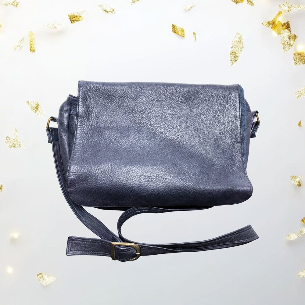 Vintage Navy Blue Leather 12" x 8" Divided Crossbody / Messenger Bag